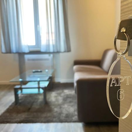 لوناتو Gym Apartments المظهر الخارجي الصورة