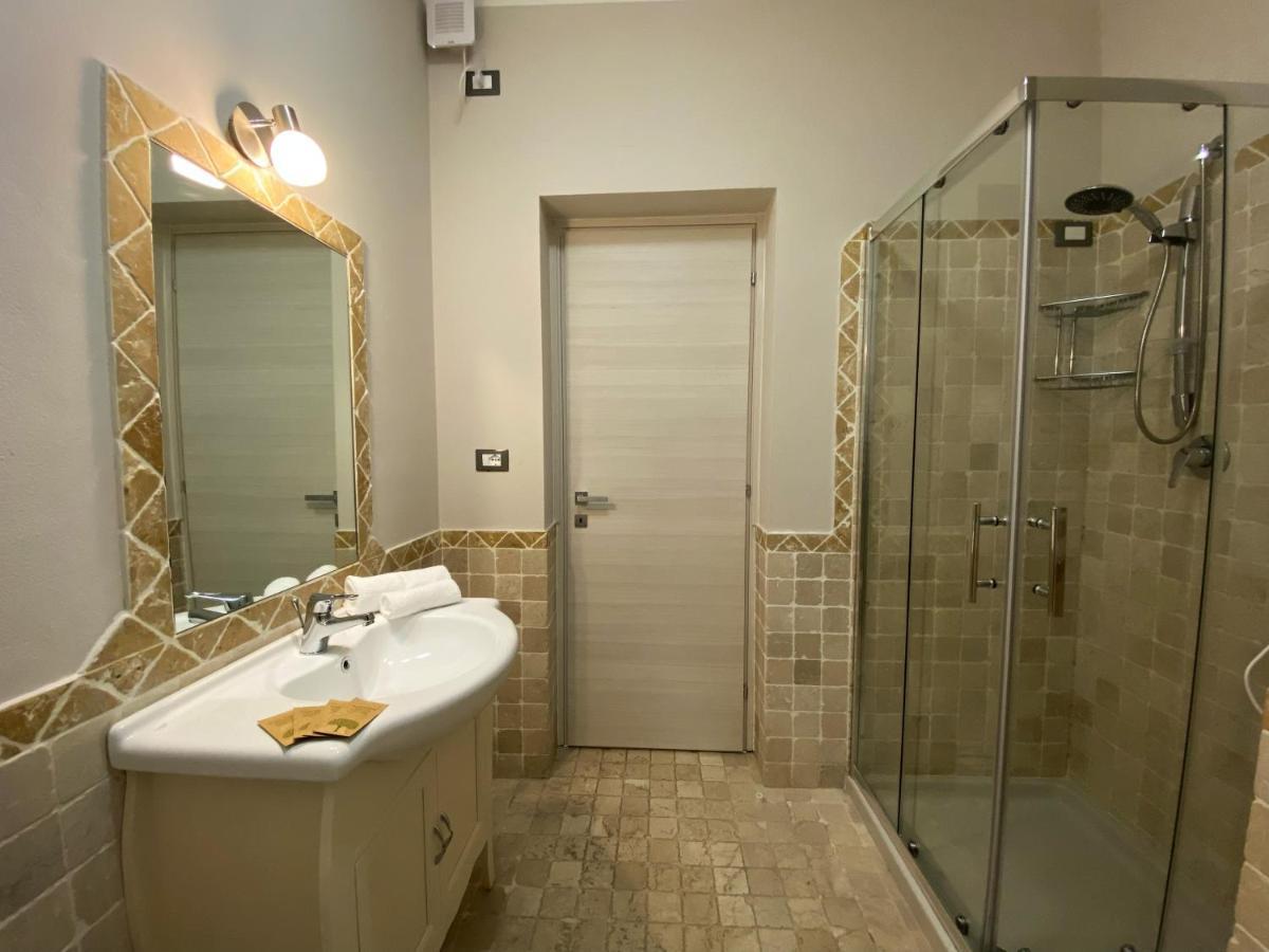 لوناتو Gym Apartments المظهر الخارجي الصورة